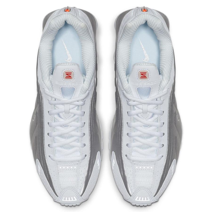 ショックス NIKE SHOX R4 WHITE/WHITE-METALLIC SILVER WMNS ショックス NIKE SHOX R4 WHITE/WHITE-METALLIC SILVER WMNS
