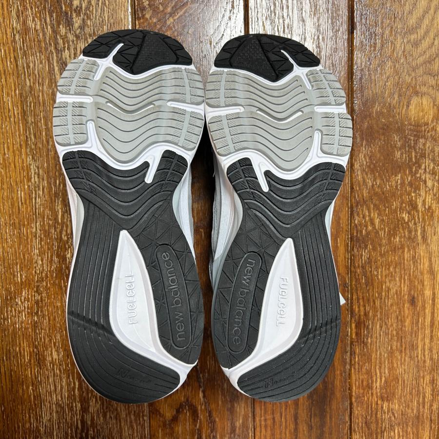 ニューバランスV6 グレー ニューバランス 990V6 grey グレーM990GL6 ヒールロゴ 「NB」 26