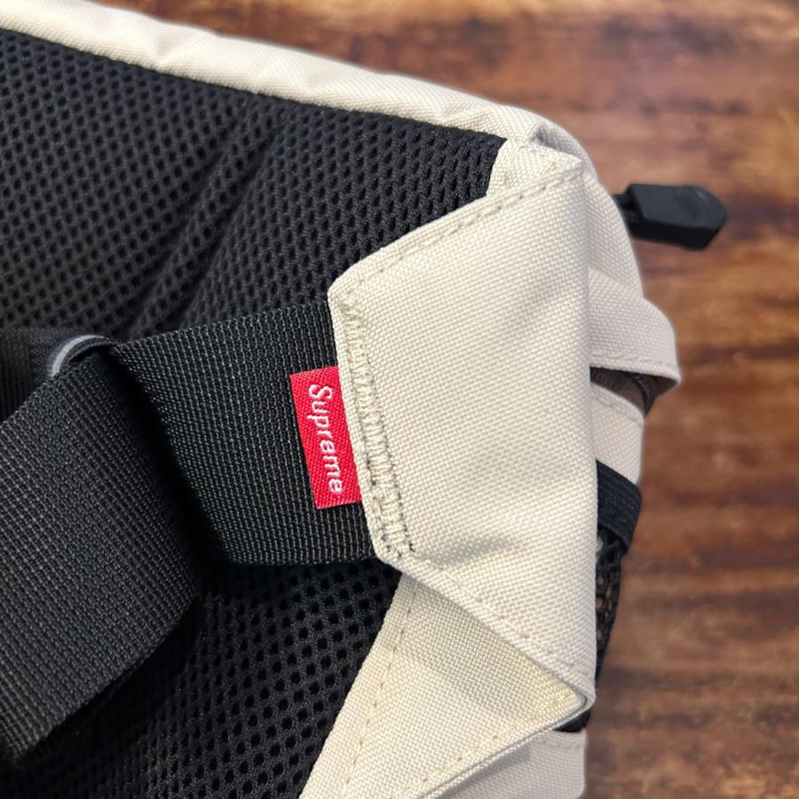 Supreme 2024SS x The North Face Split Waist Bag Tan Supreme 2024SS x The North Face Split Waist Bag Tan