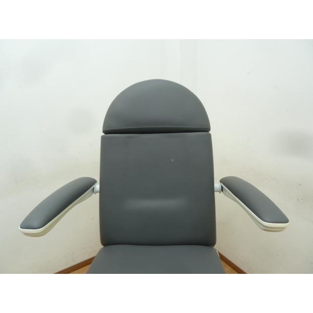中古】Seven Beauty 業務用 電動フェイシャルベッド STAID ステイド 4