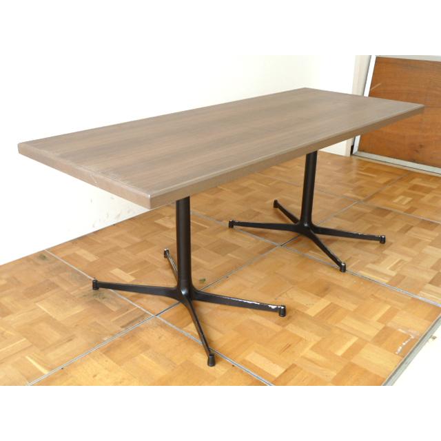 中古】角型 カフェ テーブル 2本脚 X脚 ブラック (1) 業務用 中古】角型 カフェ テーブル 2本脚 X脚 ブラック (1) 業務用
