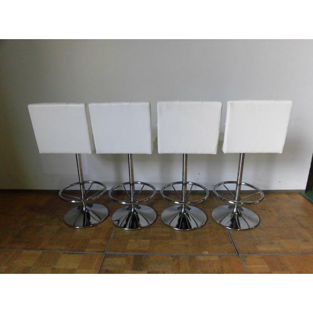 中古】カウンターチェア 白 4脚 360度回転 W400xD430xH990mm 中古】カウンターチェア 白 4脚 360度回転 W400xD430xH990mm