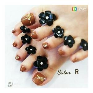 海外セレブもご愛用　DIP（ディップ）フットスペーサー　dip into pretty・ディップ・イントゥ・プリティ　フットケア　足指　セパレーター　 |  | 32