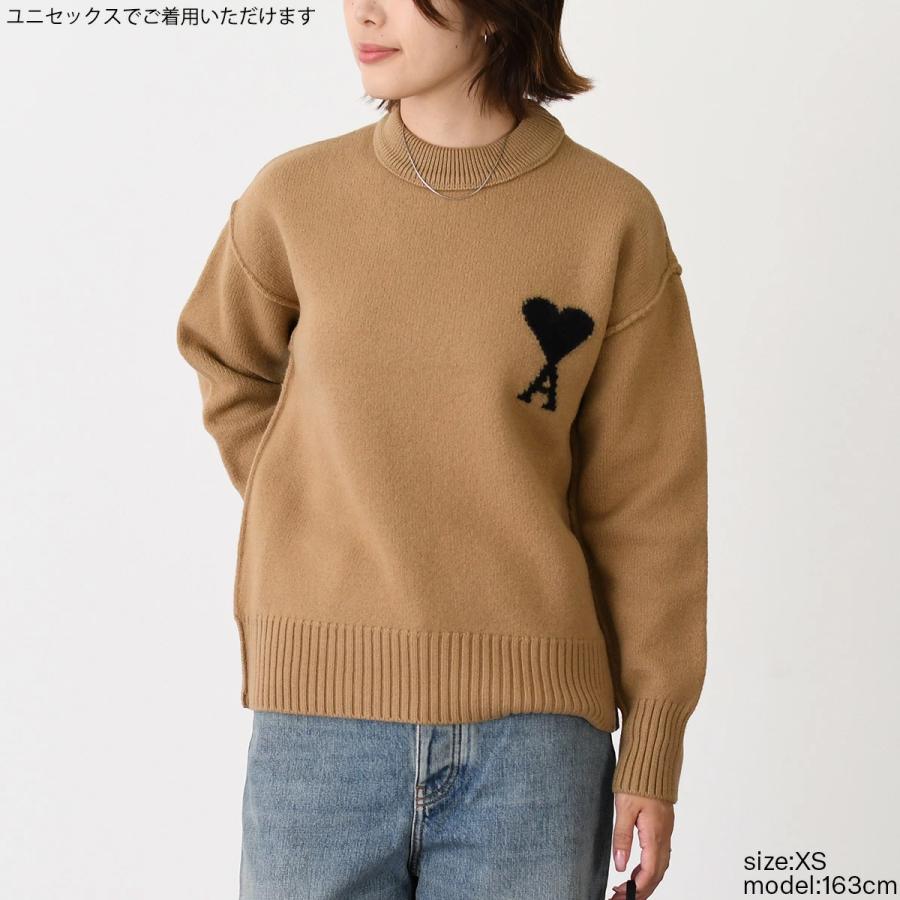 トップス \"AMI PARIS\" AMI PARIS (アミパリス) 胸ロゴ Vネック ニット カーディガン
