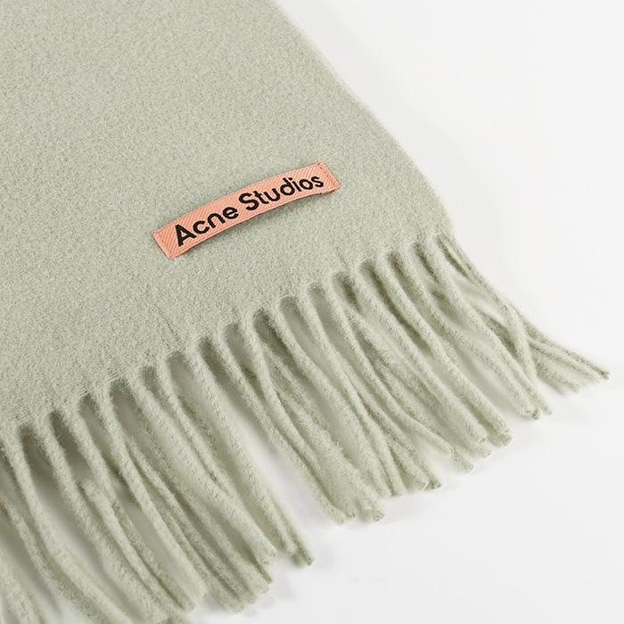 値下げ　Acne Studios ベージュ マフラー フリンジ付き 値下げ Acne Studios ベージュ マフラー フリンジ付き 小物
