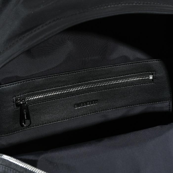 BURBERRY バーバリー リュック バッグ ロゴプリント ナイロン バック