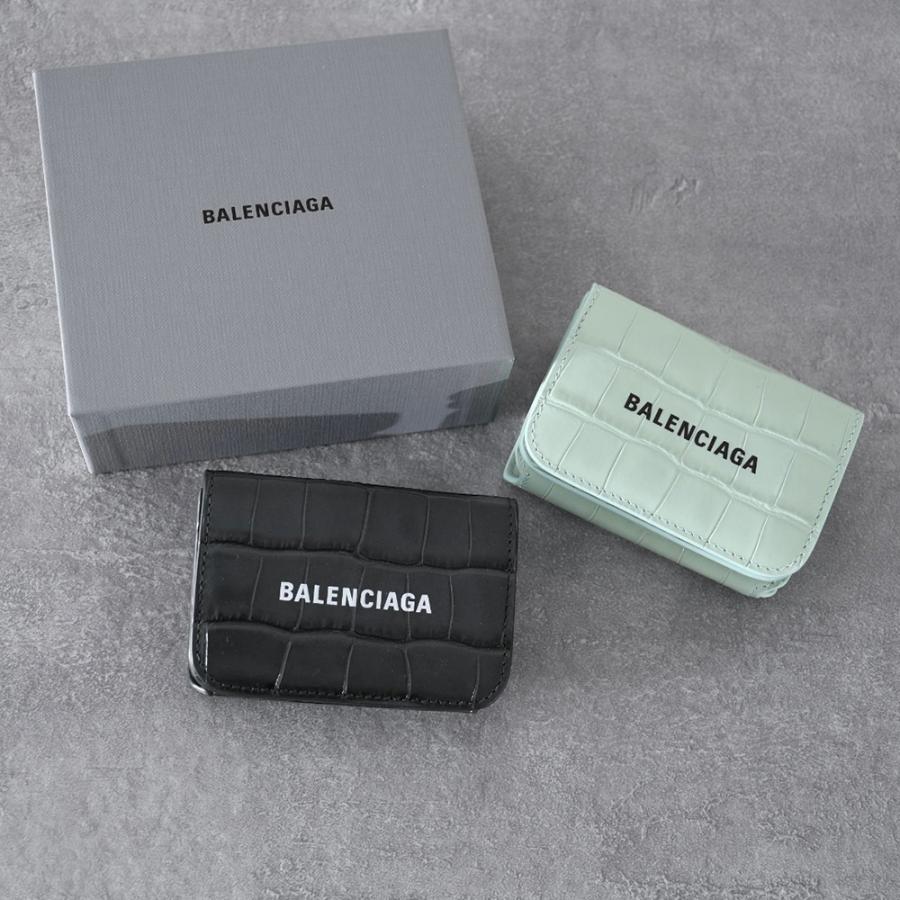 BALENCIAGA バレンシアガ 財布 ミニ財布 三つ折り クロコ 型押し 593813 1LRR3 ミニウォレット ユニセックス ブラック ダークグレー グリーン ギフト おすすめ :bl-5938131lrr3-m:セレクトショップ FELICE Yahoo!店 - 通販 - Yahoo!ショッピング BALENCIAGA バレンシアガ 財布 ミニ財布 三つ折り クロコ 型押し 593813 1LRR3 ミニウォレット ユニセックス ブラック ダークグレー グリーン ギフト おすすめ :bl-5938131lrr3-m:セレクトショップ FELICE Yahoo!店 - 通販 - Yahoo!ショッピング