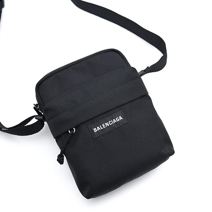 バレンシアガ エクスプローラー ボディバッグ クロスボディ ブラック 刺繍ロゴ BALENCIAGA（バレンシアガ） クロスボディバッグ Explorer 620260
