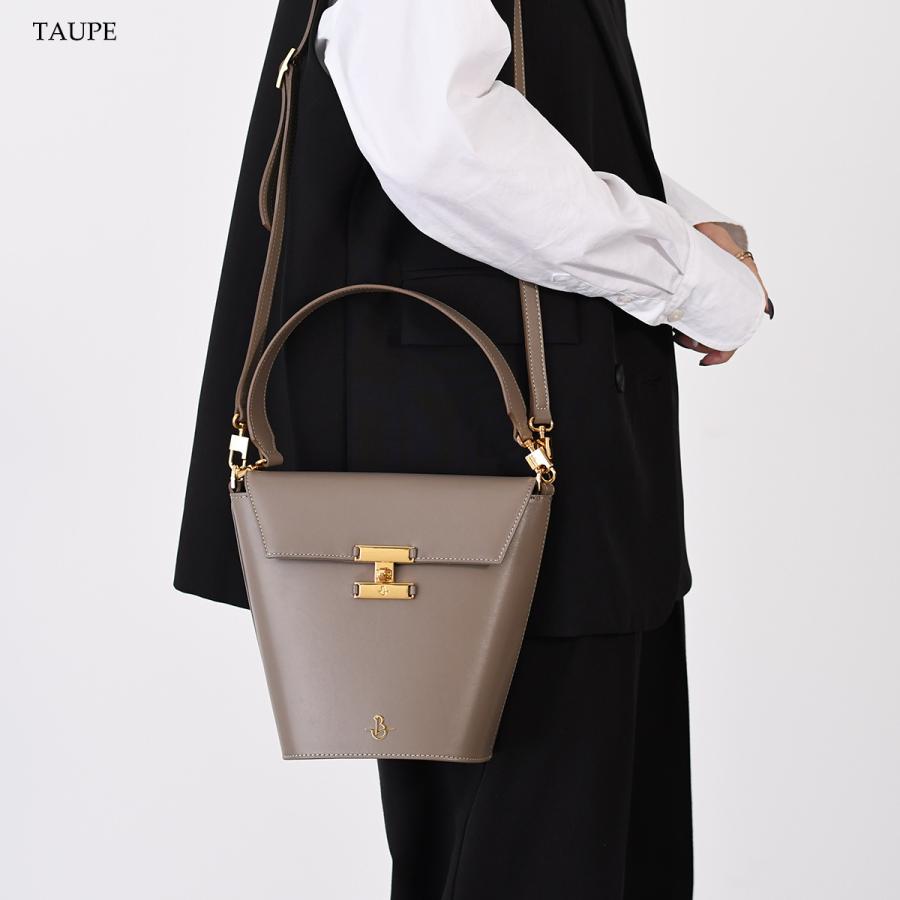 CARBOTTI（カルボッティ） ハンドバッグ AUDREY MIDI 230 レディース