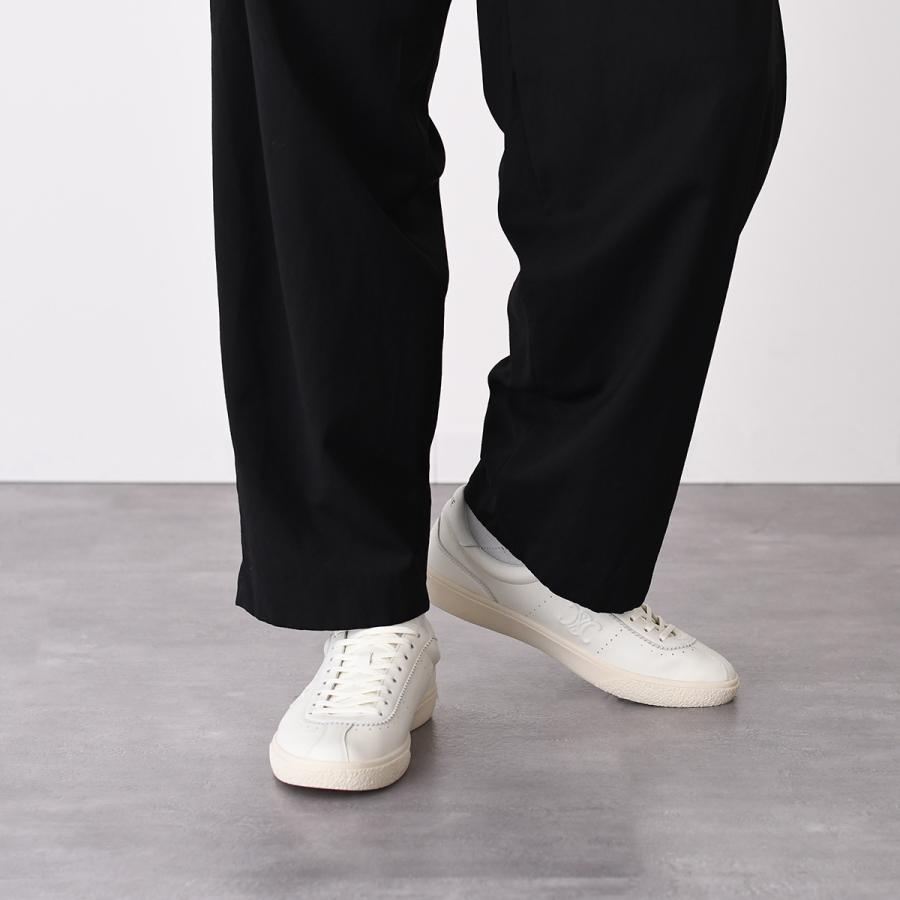 【ラスト1点】CELINE セリーヌ シューズ トリオンフ レザースニーカー 364665189C メンズ 白 オフホワイト レザー ロゴ ローカットの画像