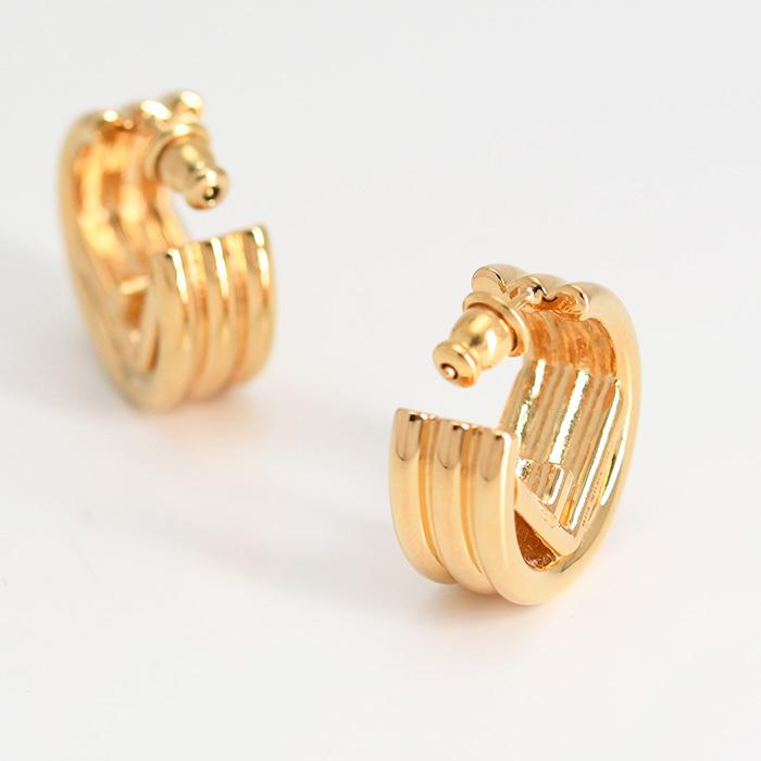 FENDI（フェンディ） アクセサリー ピアス エフ イズ F IS 8AK990 B08