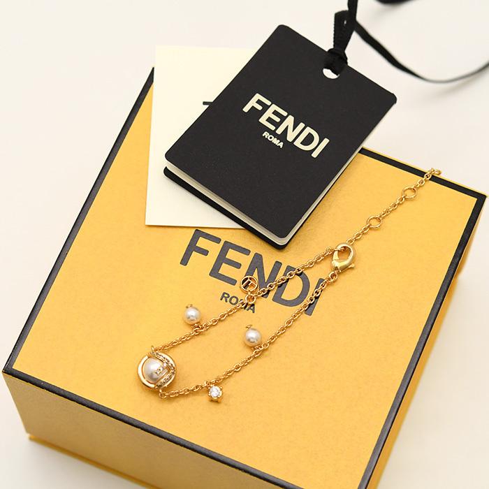 FENDI（フェンディ） ブレスレット アクセサリー エフ イズ レディース