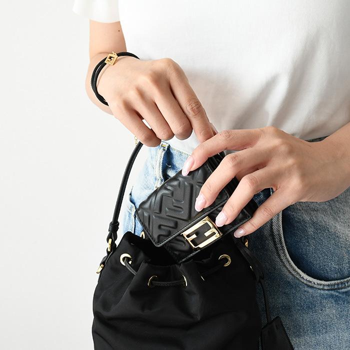 FENDI（フェンディ） 【開運5％OFFクーポン】FENDI 三つ折り財布 財布