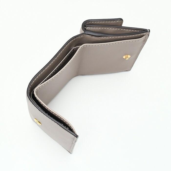 FENDI（フェンディ） 【MAX1.5万円OFFクーポン】FENDI 三つ折り財布