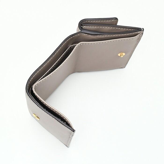 FENDI（フェンディ） 【開運5％OFFクーポン】FENDI 三つ折り財布 財布