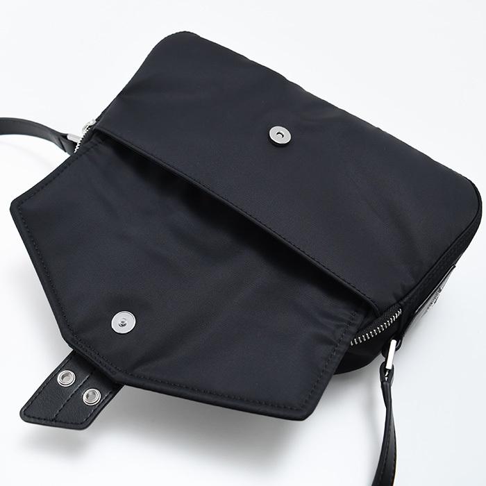 GANNI（ガニー） バッグ ショルダーバッグ BUCKY バッキー CAMERA BAG