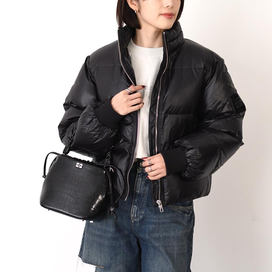 GANNI ガニー ショルダーバッグ 2WAY ハンドバッグ A6965 レディース ブラック リサイクルレザー 鞄 カバン 巾着 バタフライロゴ 編み込み ハンドル ギフトの画像