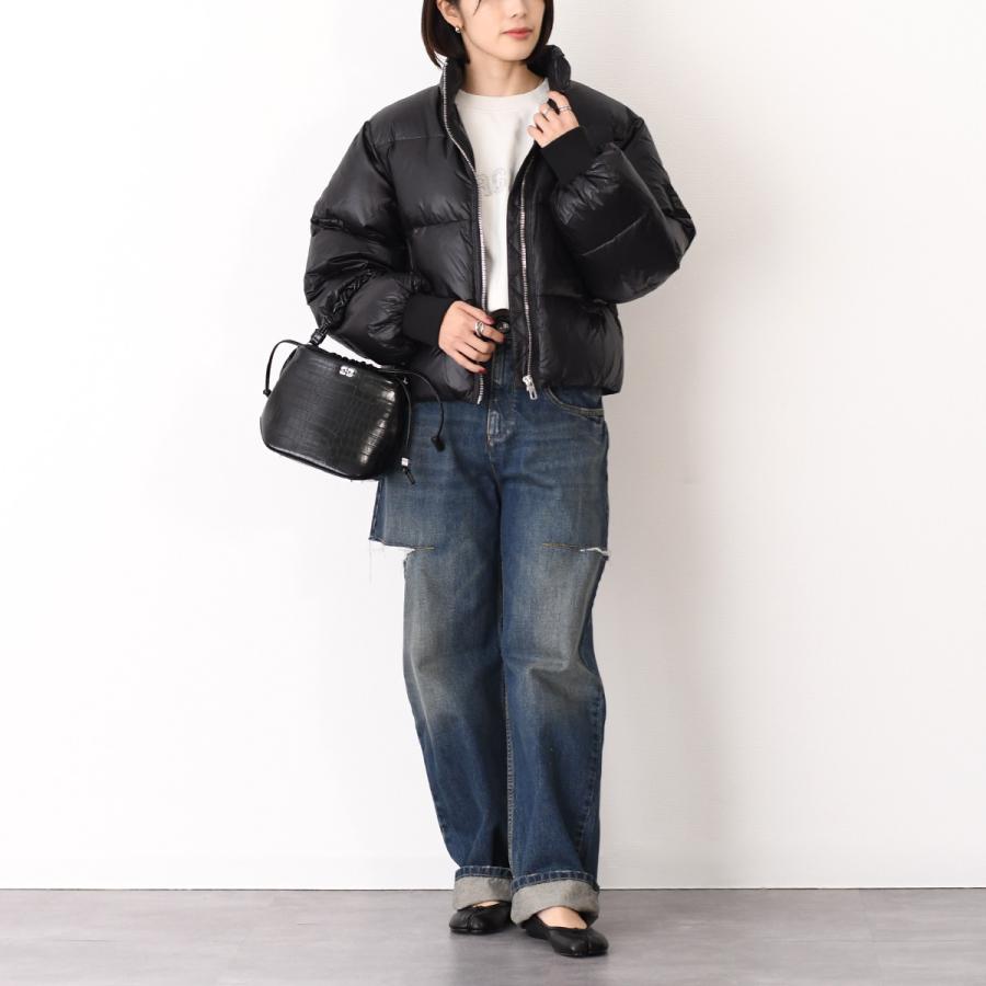 GANNI ガニー ショルダーバッグ 2WAY ハンドバッグ A6965 レディース ブラック リサイクルレザー 鞄 カバン 巾着 バタフライロゴ 編み込み ハンドル ギフトの画像
