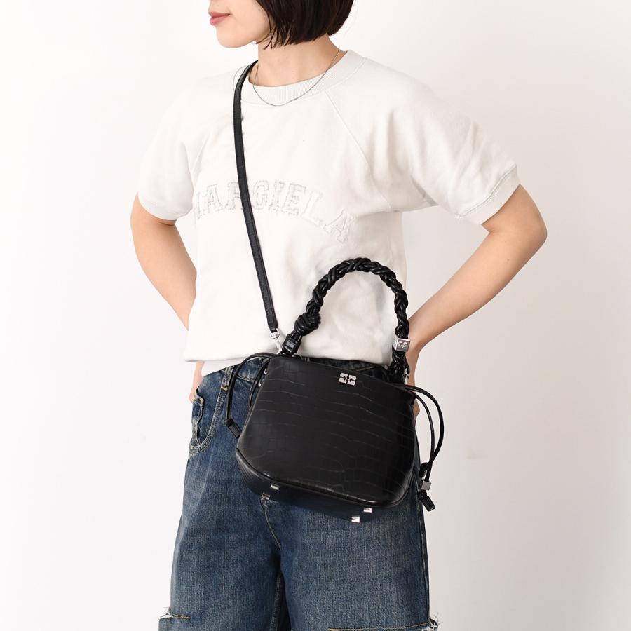 GANNI ガニー ショルダーバッグ 2WAY ハンドバッグ A6965 レディース ブラック リサイクルレザー 鞄 カバン 巾着 バタフライロゴ 編み込み ハンドル ギフトの画像