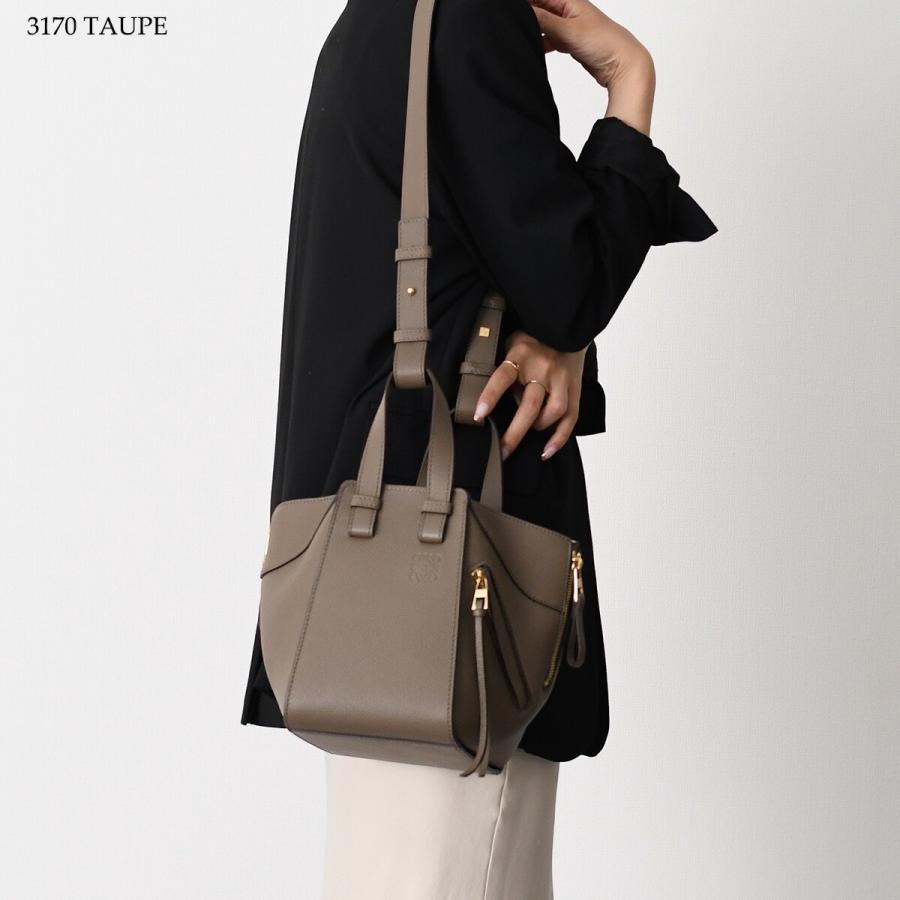 LOEWE（ロエベ） バッグ ハンドバッグ HAMMOCK ハンモックバッグ
