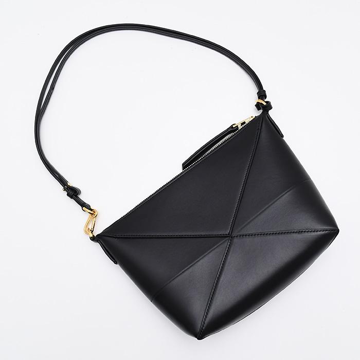 LOEWE（ロエベ） バッグ パズルフォルド ポーチ シャイニーナパカーフ