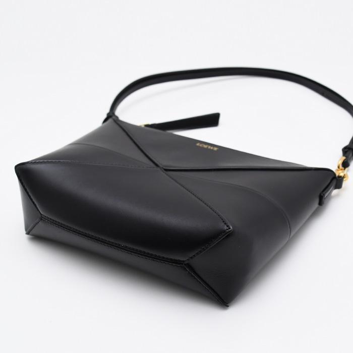 LOEWE（ロエベ） バッグ パズルフォルド ポーチ シャイニーナパカーフ