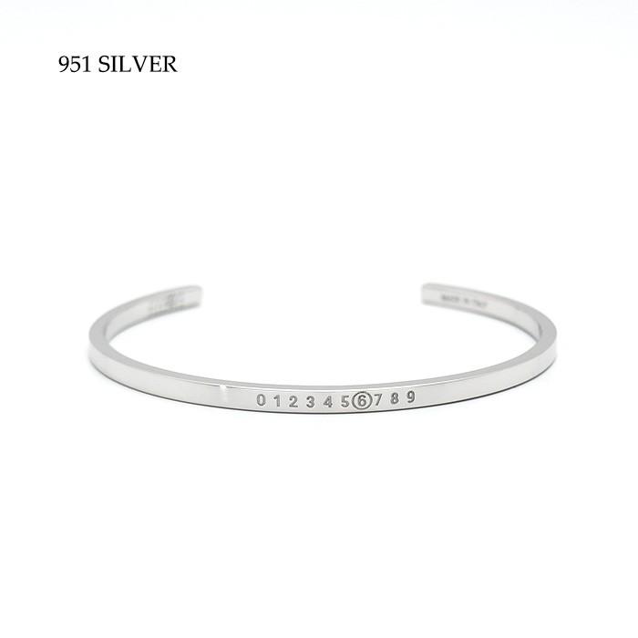 値下げ中【MM6】バングル　SM7UY0054 シルバー　02 MM6 MAISON MARGIELA エムエムシックス メゾン マルジェラ Numeric