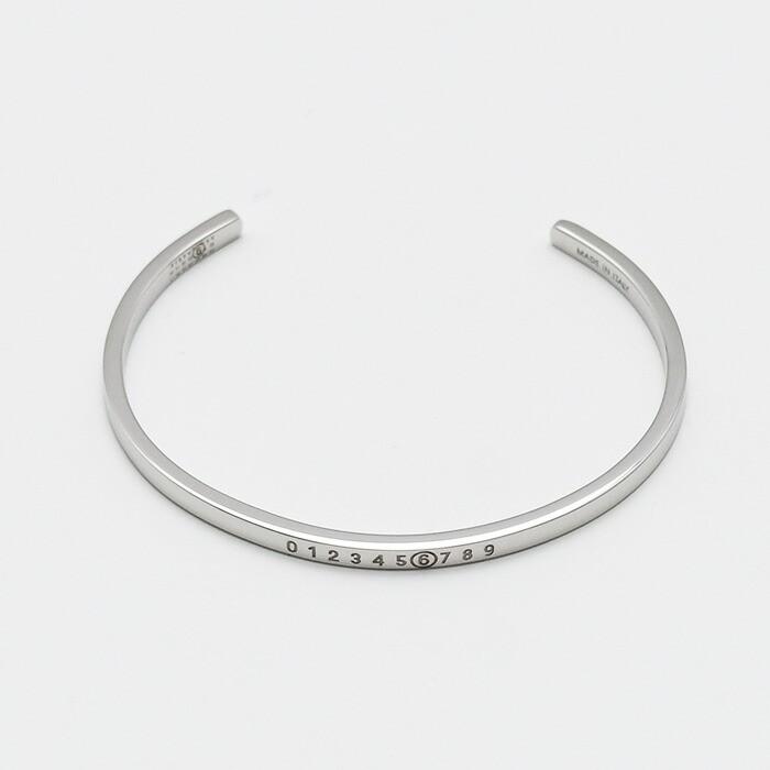 MM6 MAISON MARGIELA エムエムシックス メゾン マルジェラ Numeric