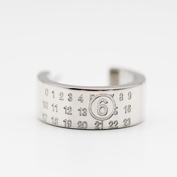 MM6 MAISON MARGIELA エムエムシックス メゾン マルジェラ ピアス