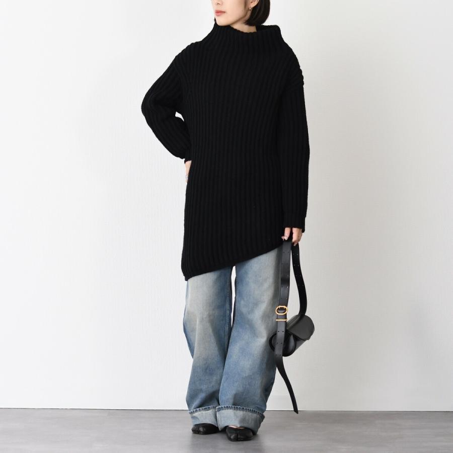 エスマックスマーラ　カシミヤ　ウール ケーブルニットワンピース　紺色 エスマックスマーラ カシミヤ ウール ケーブルニットワンピース 紺色