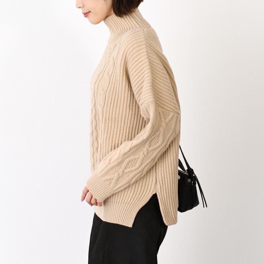 美品✨ウィークエンドマックスマーラ　ケーブル編　セーター　タートルネック Max Mara（マックスマーラ） Weekend Max Mara ウィークエンド ニット