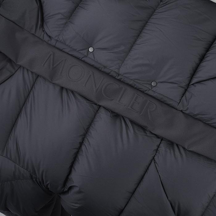 MONCLER（モンクレール） アウター ダウン マデイラ MADEIRAショート