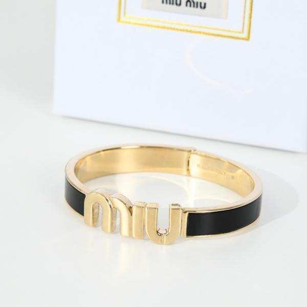 MIU MIU ミュウミュウ バングル ブレスレット アクセサリー エナメル