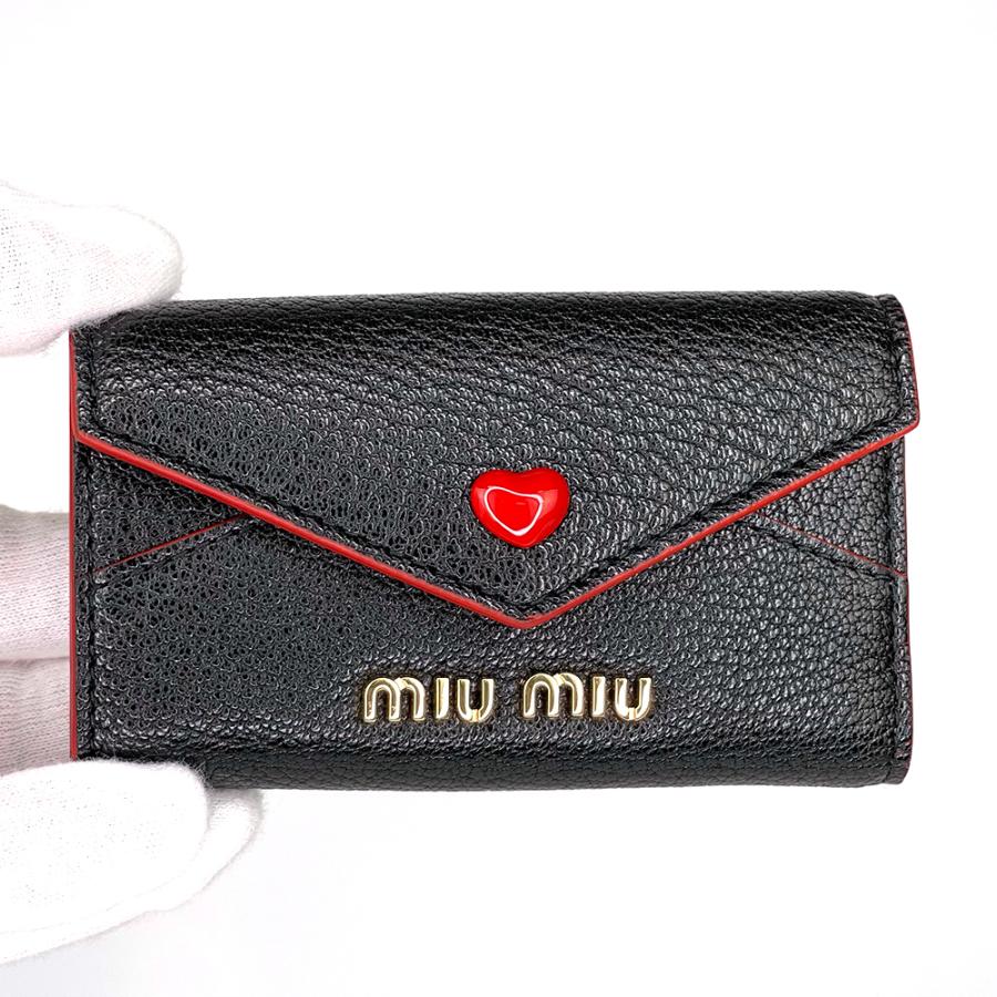 2022年新作入荷 新品 MIUMIU ブラック×レッド キーケース キーホルダー 革小物 - キーホルダー