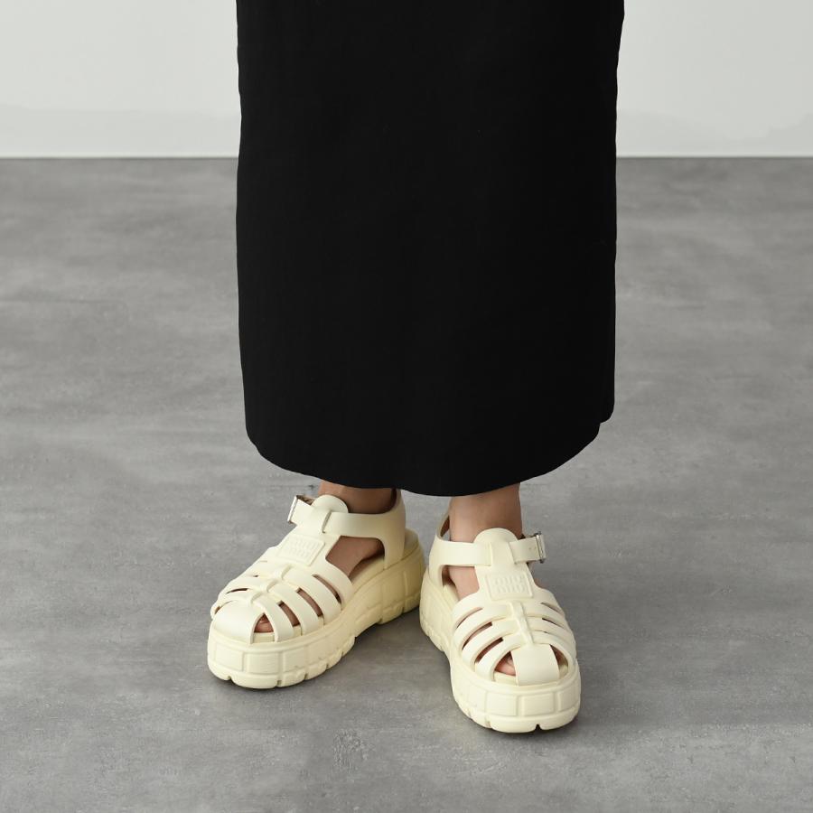miu MIU ミュウミュウ サンダル シューズ EVA プラットフォーム miu MIU ミュウミュウ サンダル シューズ EVA プラットフォーム