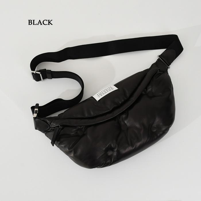 マルジェラ　バッグ Maison Margiela Logo Pouch | Black | FARFETCH