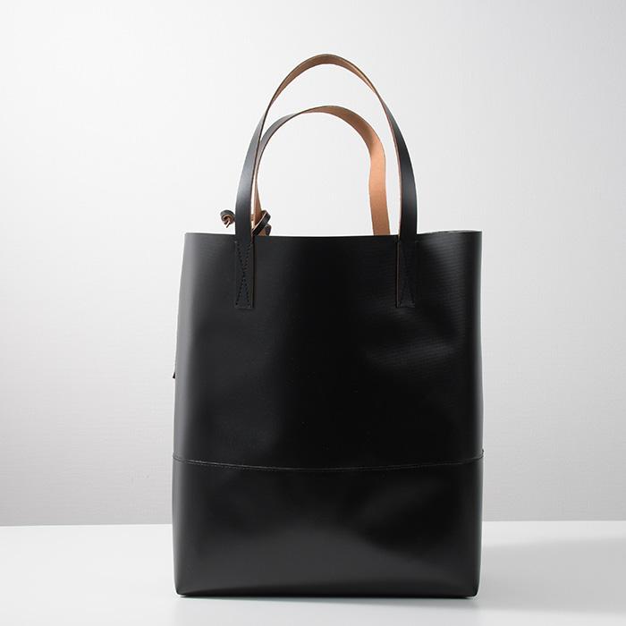 MARNI トライベッカオープンショッパー　ブラック ブルー＆ブラック Tribecaショッピングバッグ | Marni