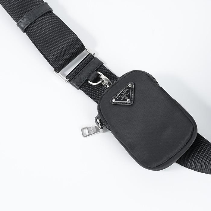 PRADA（プラダ） バッグ ショルダーバッグ ボディバッグ Re-Nylon ロゴ