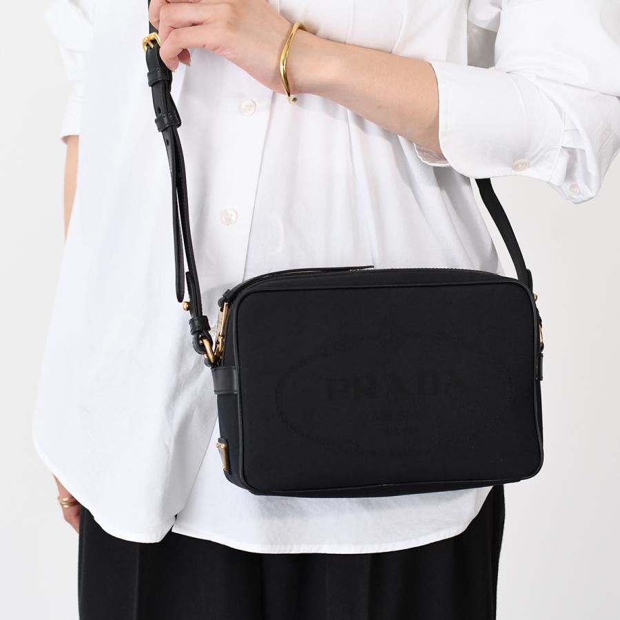 【正規品】プラダ PRADA ギャラカード メッセンジャー ナイロン×パイソン 美品 ギャラ付き プラダ ナイロン ジャガード メッセンジャー
