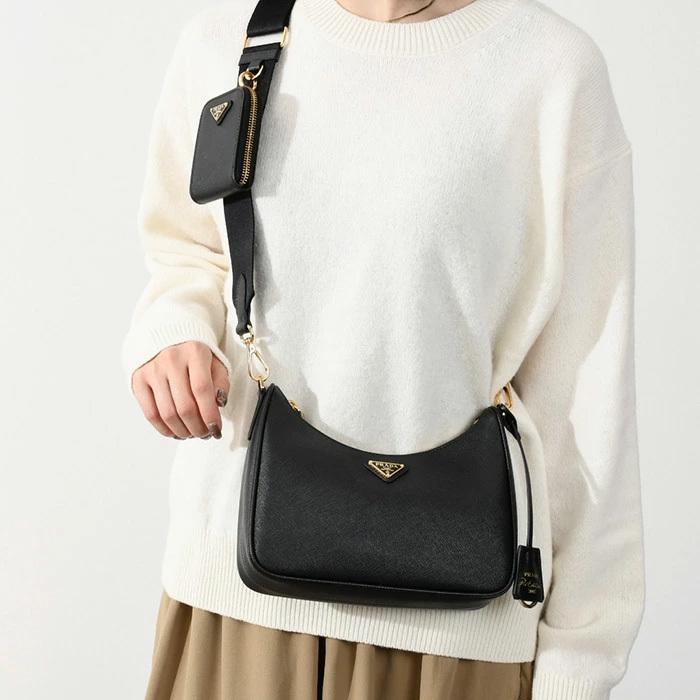 プラダ　レザーバッグ 関税負担なし☆PRADA Re-Edition 2005 サフィアーノレザーバッグ