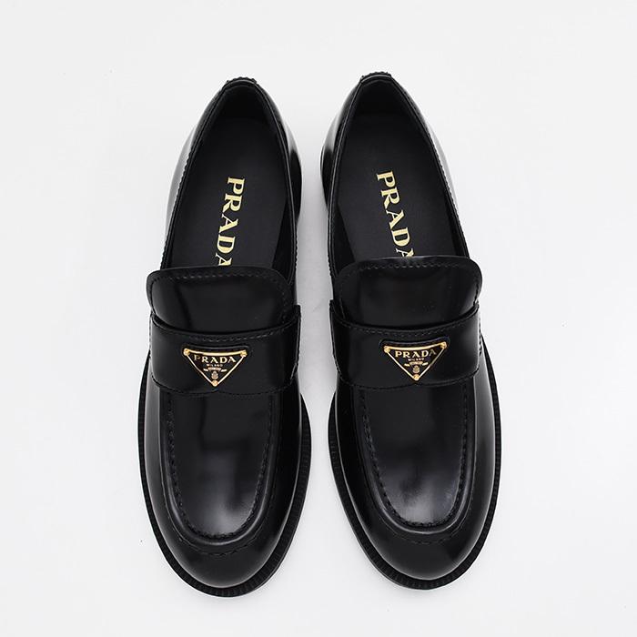 PRADA（プラダ） フラットシューズ ナッパレザー バレリーナ 1F794N