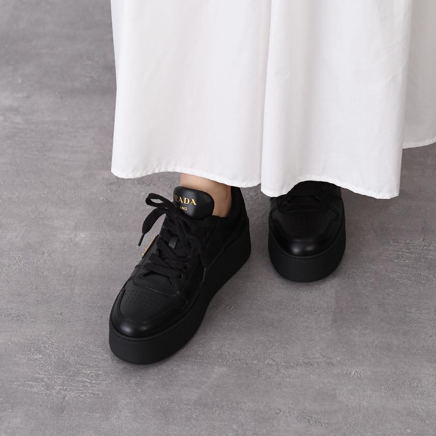 PRADA（プラダ） シューズ ダウンタウン ボールド レザー スニーカー