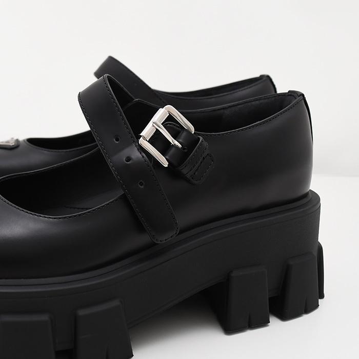 PRADA（プラダ） ローファー ブラッシュド レザー モノリス メリー