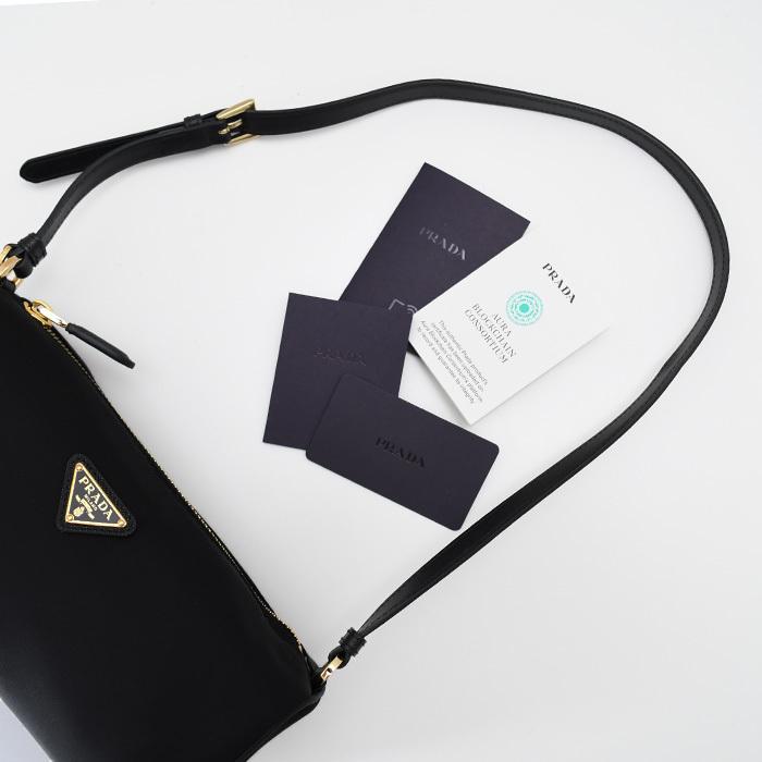 PRADA プラダ バッグ Re-Nylon ポーチ 1NE058 2C05 レディース