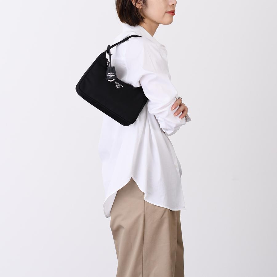 出品9月末までプラダ Re-Edition 2000 Re-Nylonミニバッグ PRADA プラダ Re-Nylon Re-Edition 2000 ミニバッグ