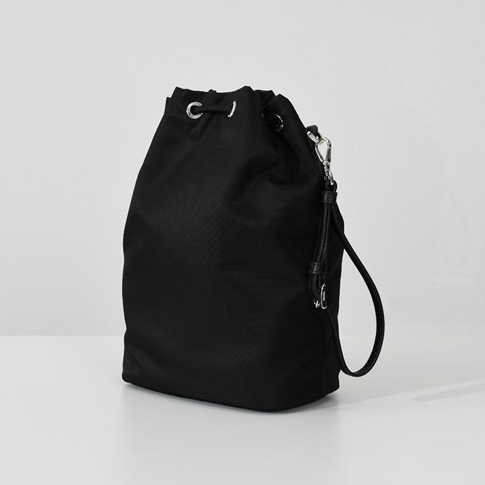 PRADA（プラダ） バッグ 鞄 Re-Naylon ポーチバッグ 1NS369 R067