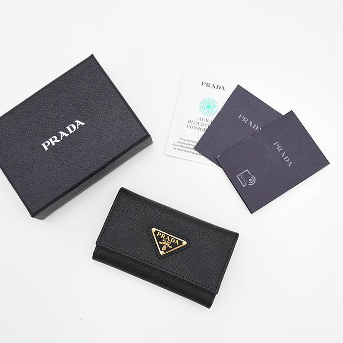 PRADA プラダ 超美品 サフィアーノ 1PG004 キーケース キーリング 楽天市場】プラダ PRADA キーケース 三つ折り4連 サフィアーノ
