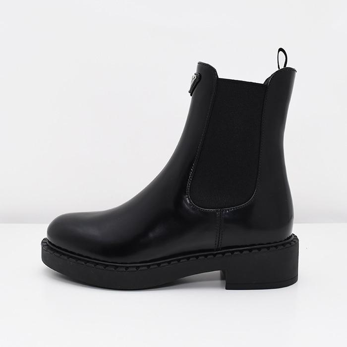 PRADA（プラダ） ブーツ ブラッシュドカーフ チェルシーブーツ 1T703N