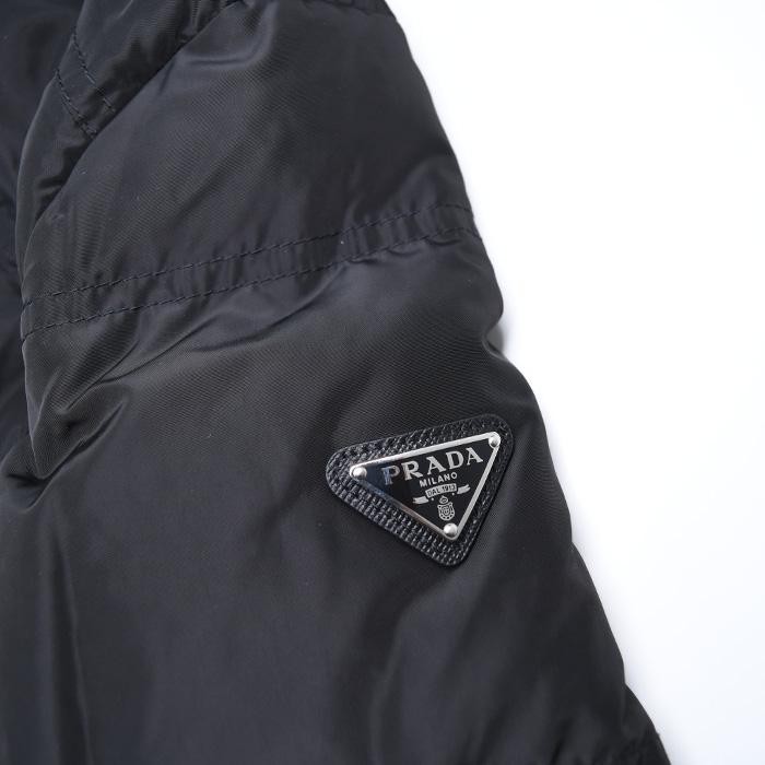 PRADA（プラダ） ジャケット アウター フード付き リナイロン Re-Nylon