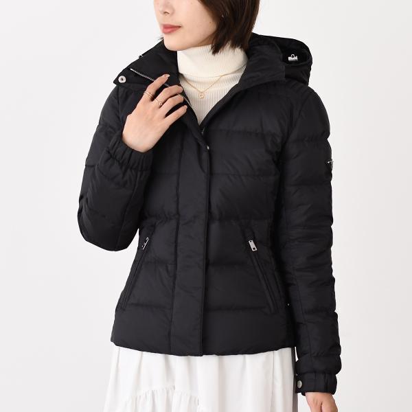 PRADA ★29X544 フード付き ダウンジャケット 42 ブラック 美品 PRADA（プラダ） ジャケット フード付きショートダウンジャケット